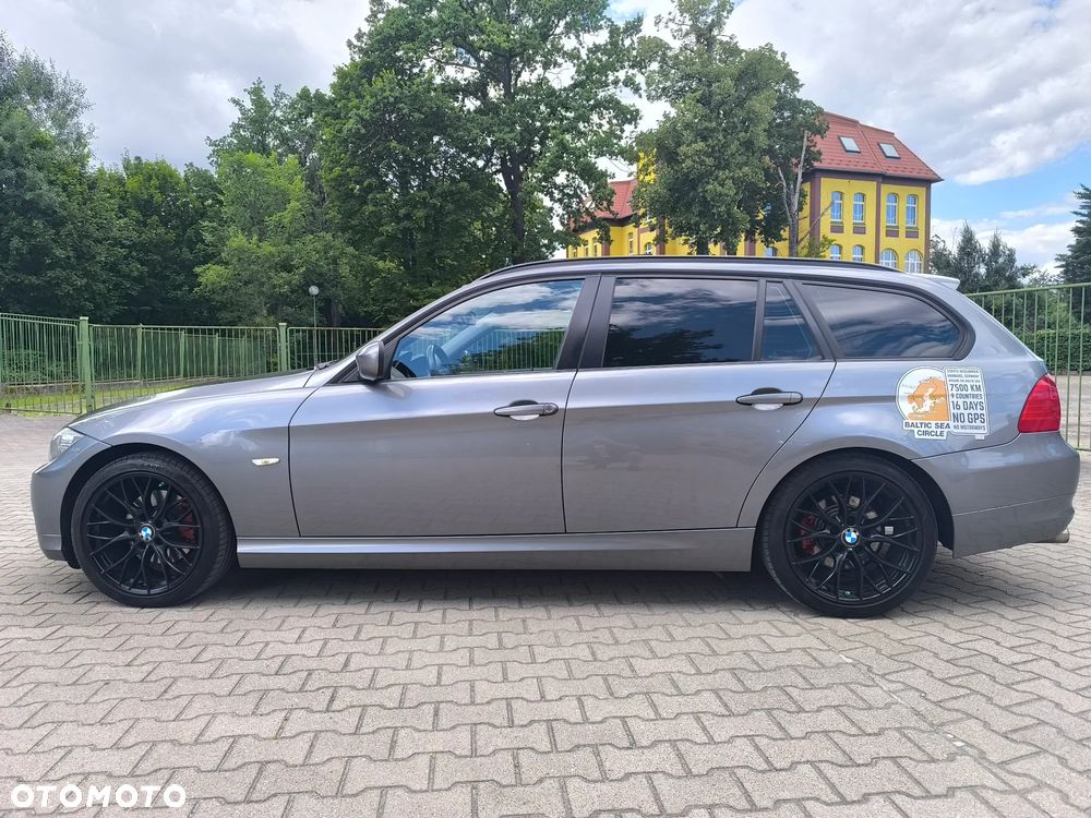BMW Seria 3 320d DPF Edition Sport - 2