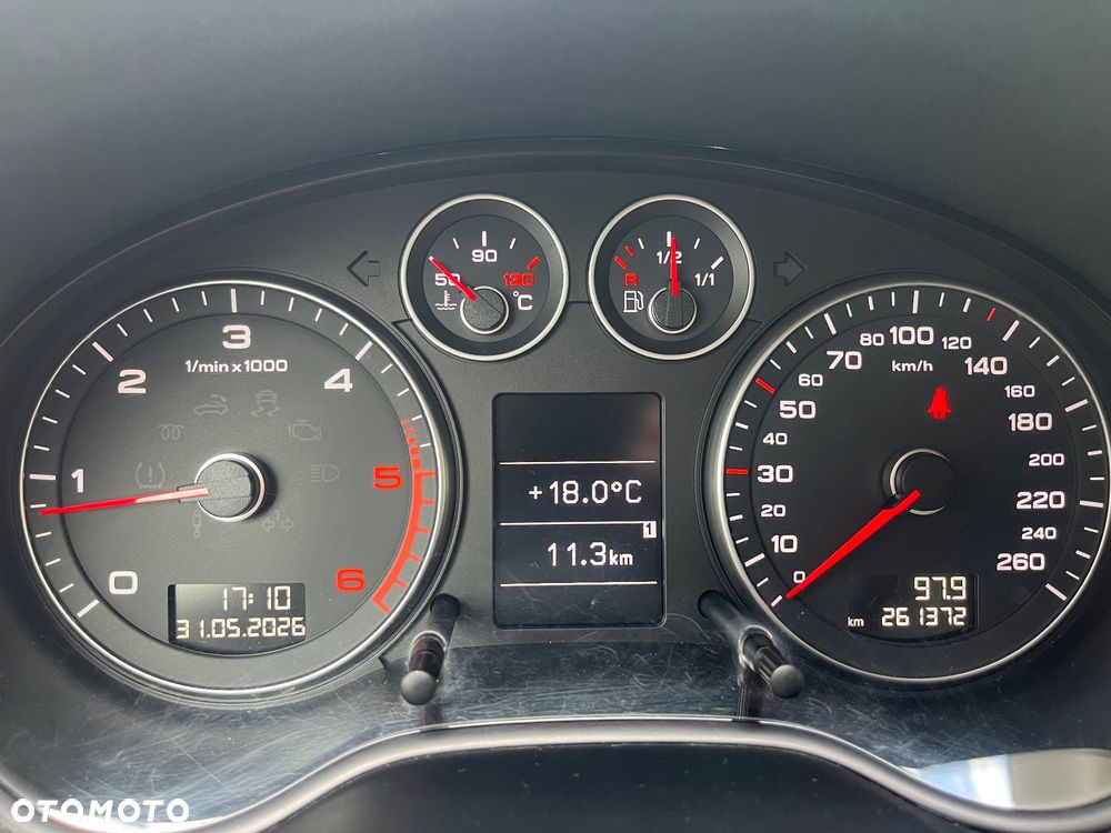 Audi A3 Sportback 1.6 TDI DPF Ambiente - 17