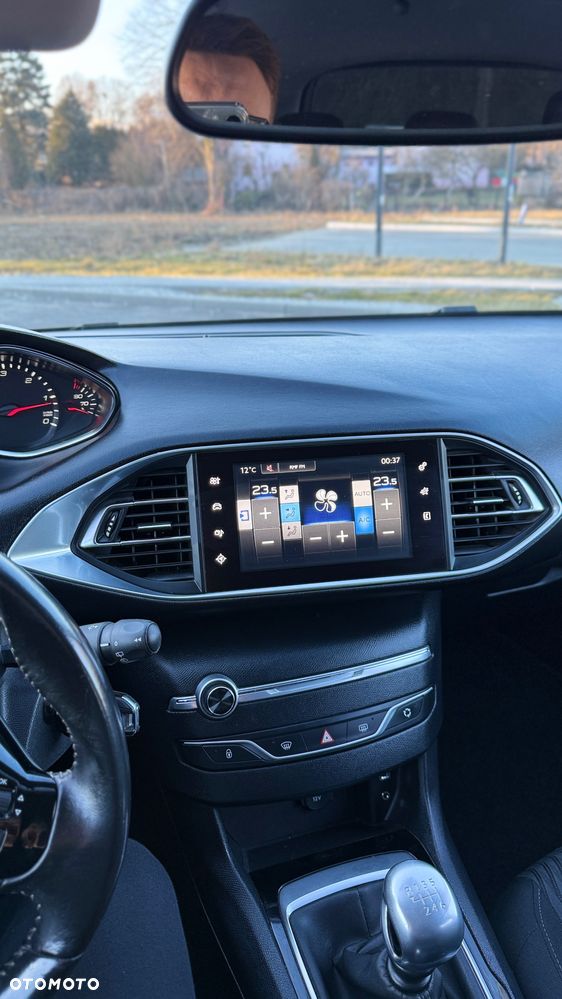 Peugeot 308 BlueHDi 120 Stop & Start Style - 10