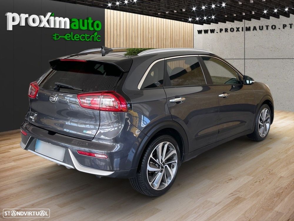 Kia Niro 1.6 GDi HEV - 14