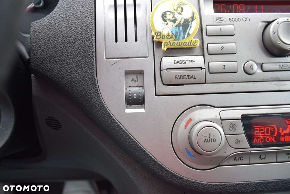 Ford Kuga - 28
