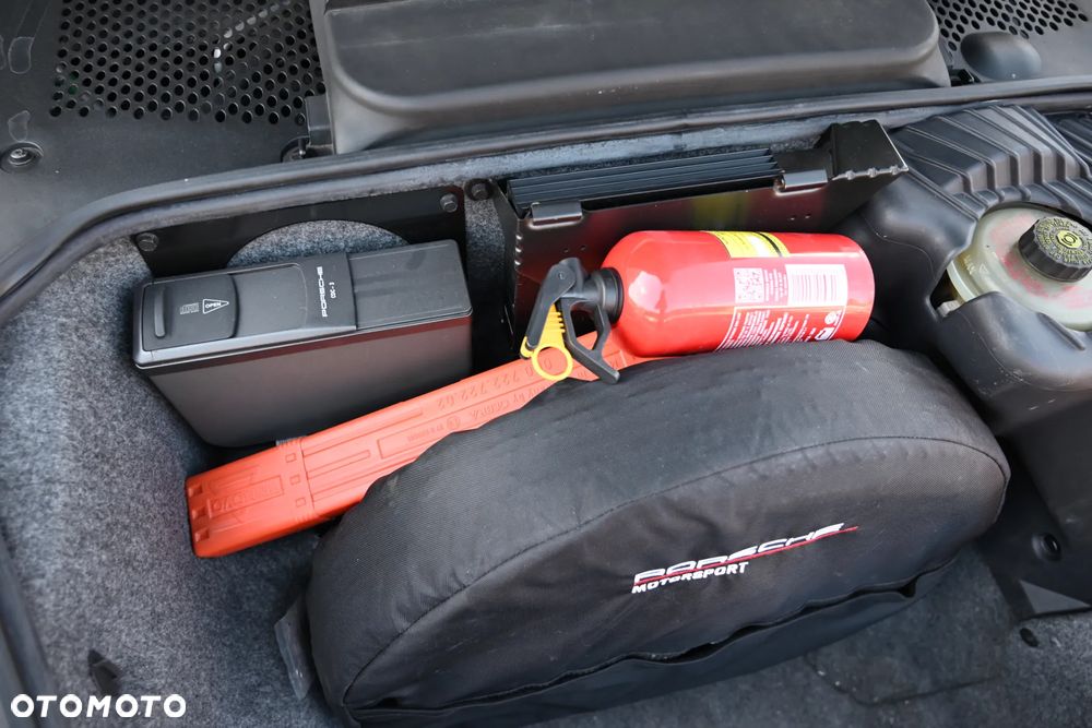 Porsche Boxster 2.7 - 37