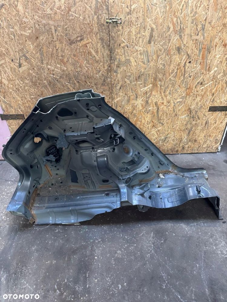 ćwiartka błotnik lewy tył volvo xc40 2017-2024 717 - 3