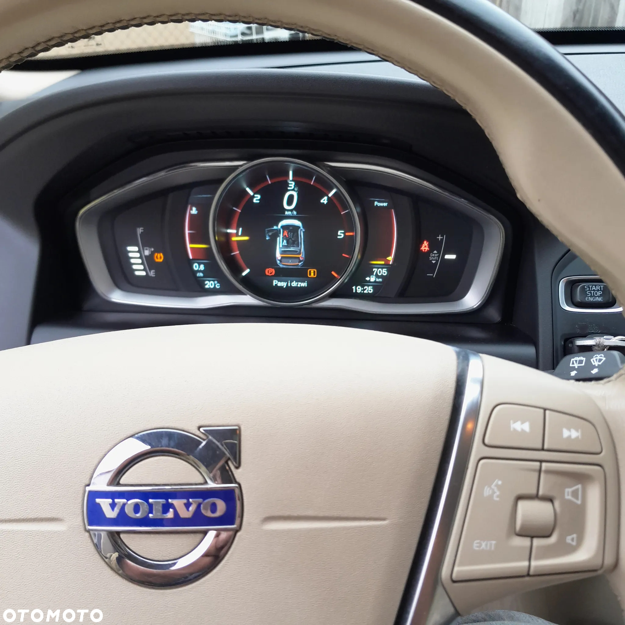 Volvo XC 60 - 25