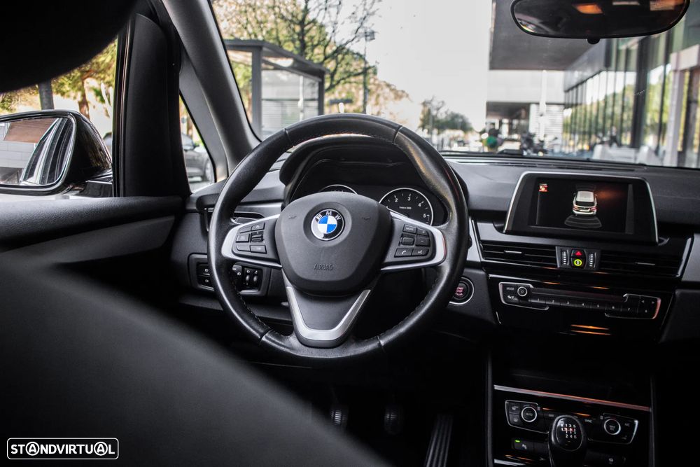 BMW 216 Active Tourer d Advantage - 35
