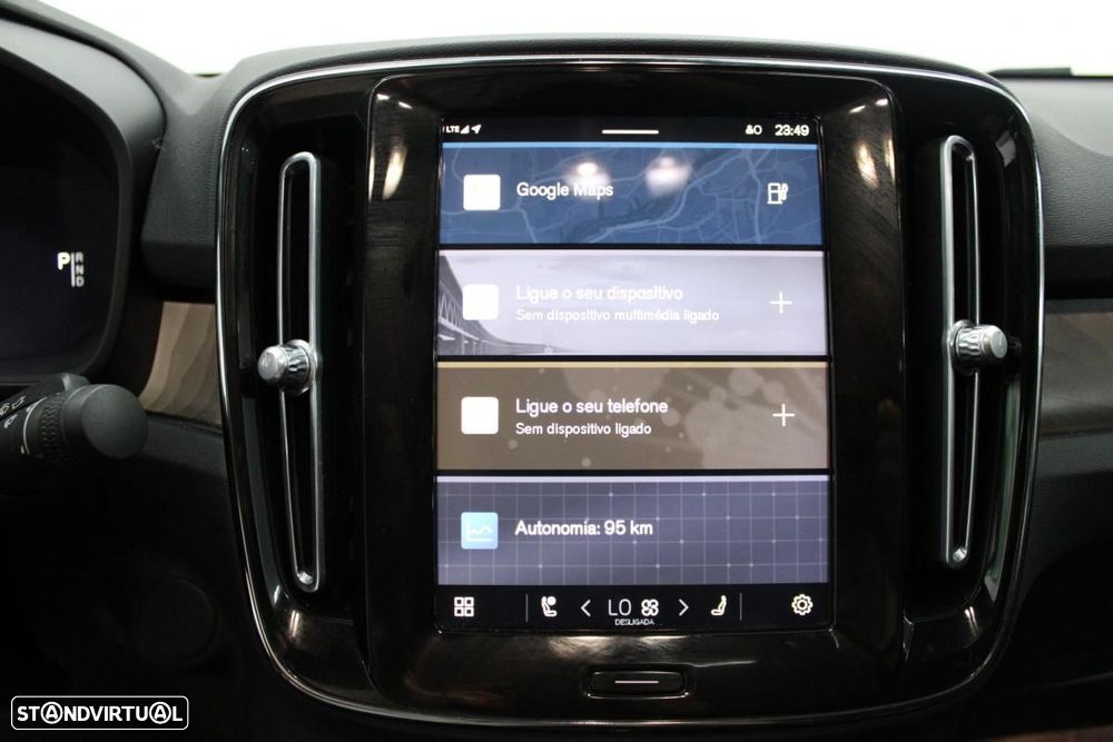 Volvo C40 Recharge 82 kWh Twin Motor Plus - 25