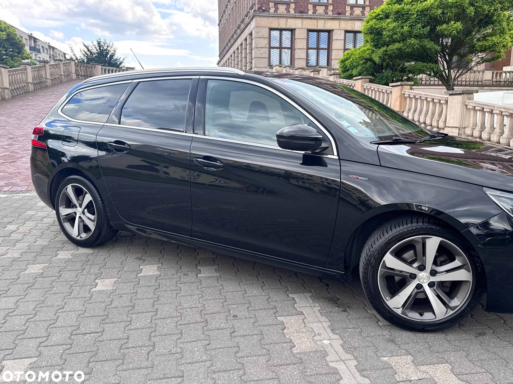Peugeot 308 1.2 PureTech Allure S&S - 5