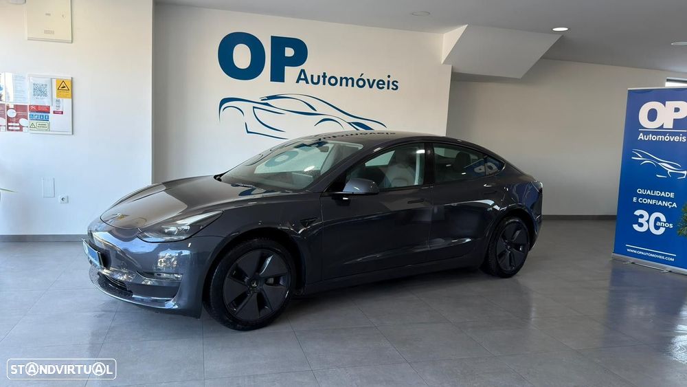 Tesla Model 3 Long Range Tração Traseira - 2