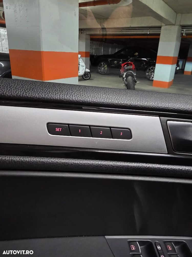 VOLKSWAGEN Touareg 2012 — imagine 10