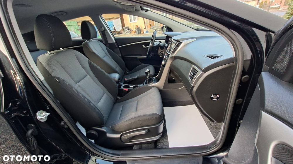 Hyundai i30 i30cw 1.4 Fifa World Cup Edition - 10