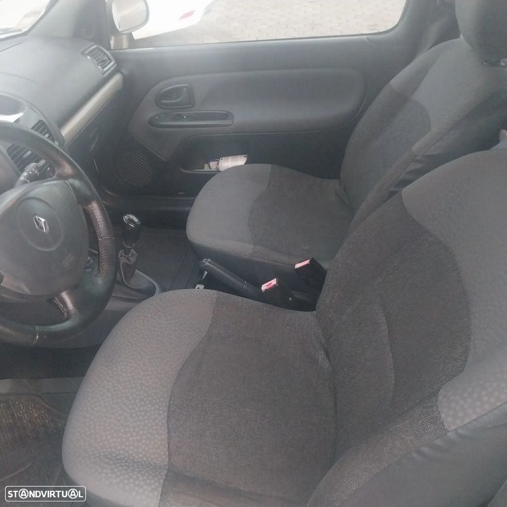 Renault Clio - 4