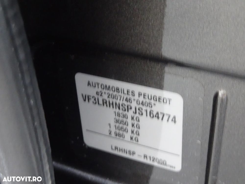 Peugeot 308 1.2 L PureTech Turbo S&S Allure Pack - 22