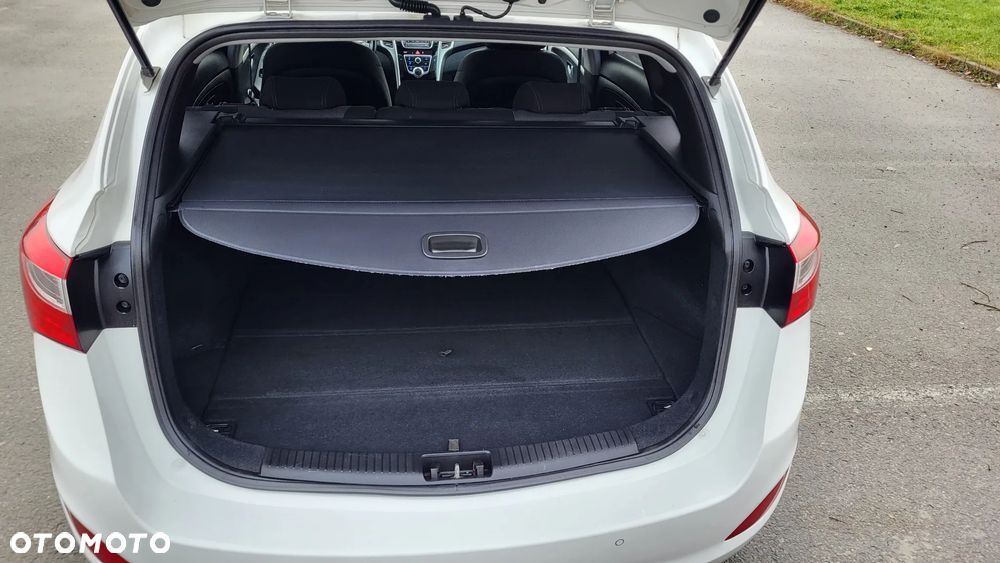 Hyundai i30 i30cw 1.4 Advantage - 26