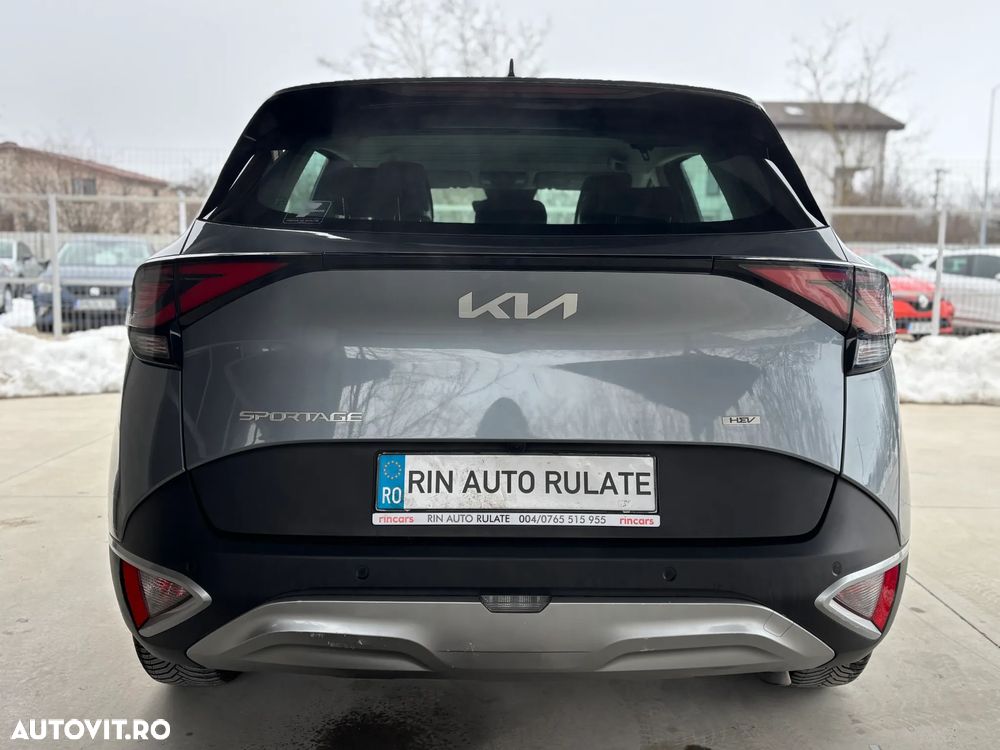 Kia Sportage 1.6 T-GDI HEV 6AT 4x2 Style - 10