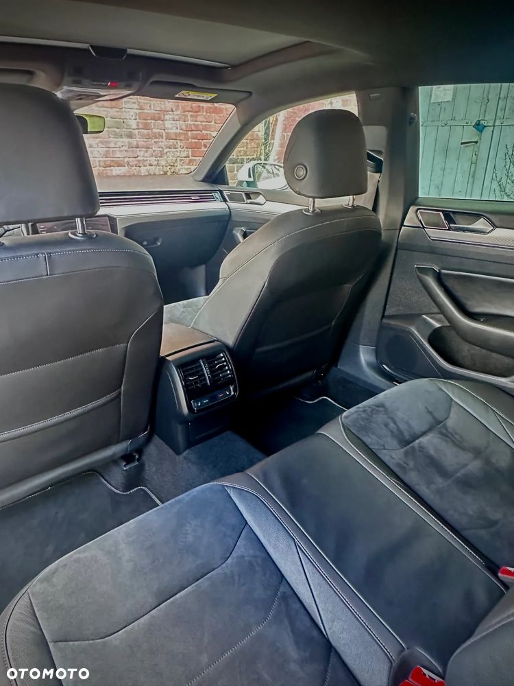 Volkswagen Arteon 2.0 TDI 4Motion SCR R-Line DSG - 24