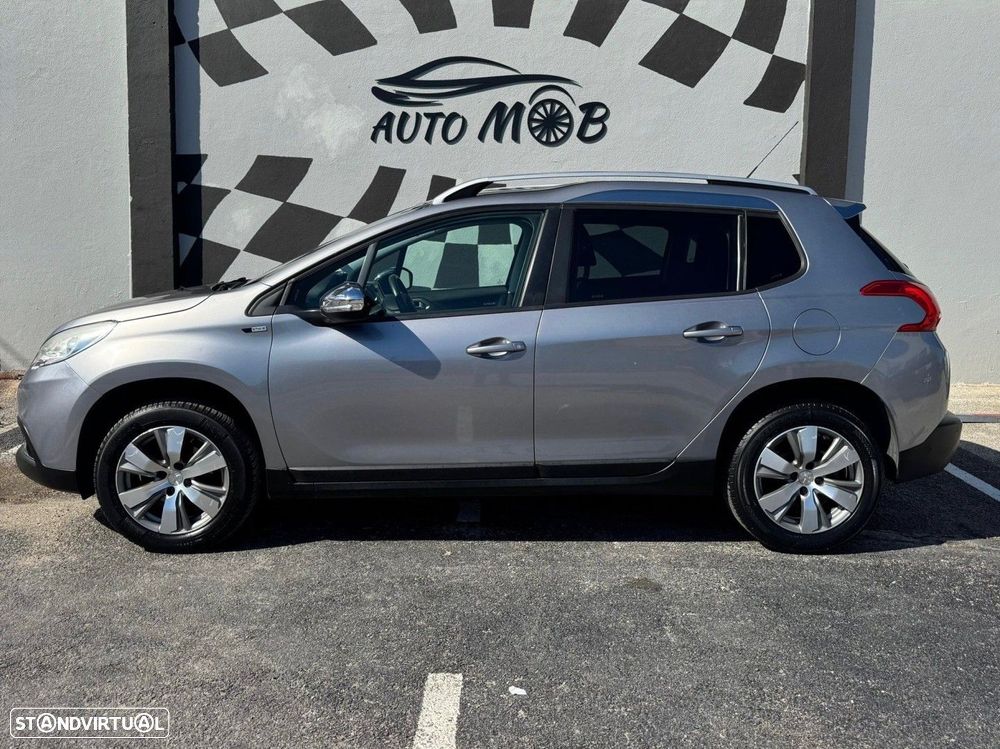 Peugeot 2008 1.2 PureTech Style - 5