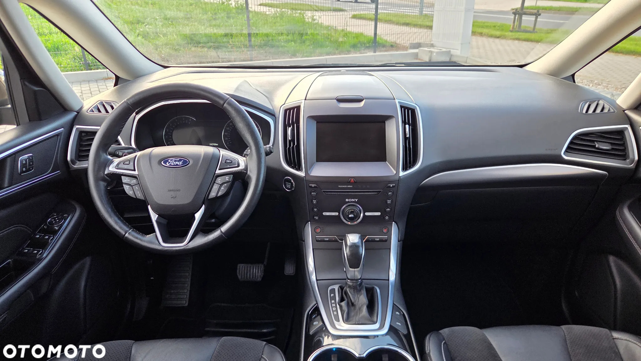 Ford Galaxy 2.0 TDCi 4WD Titanium PowerShift - 24