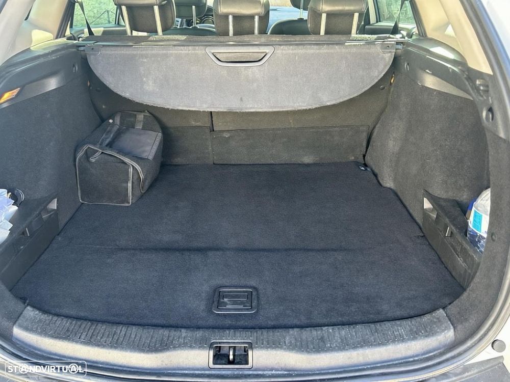 Renault Mégane Sport Tourer 1.6 dCi Bose Edition SS - 23