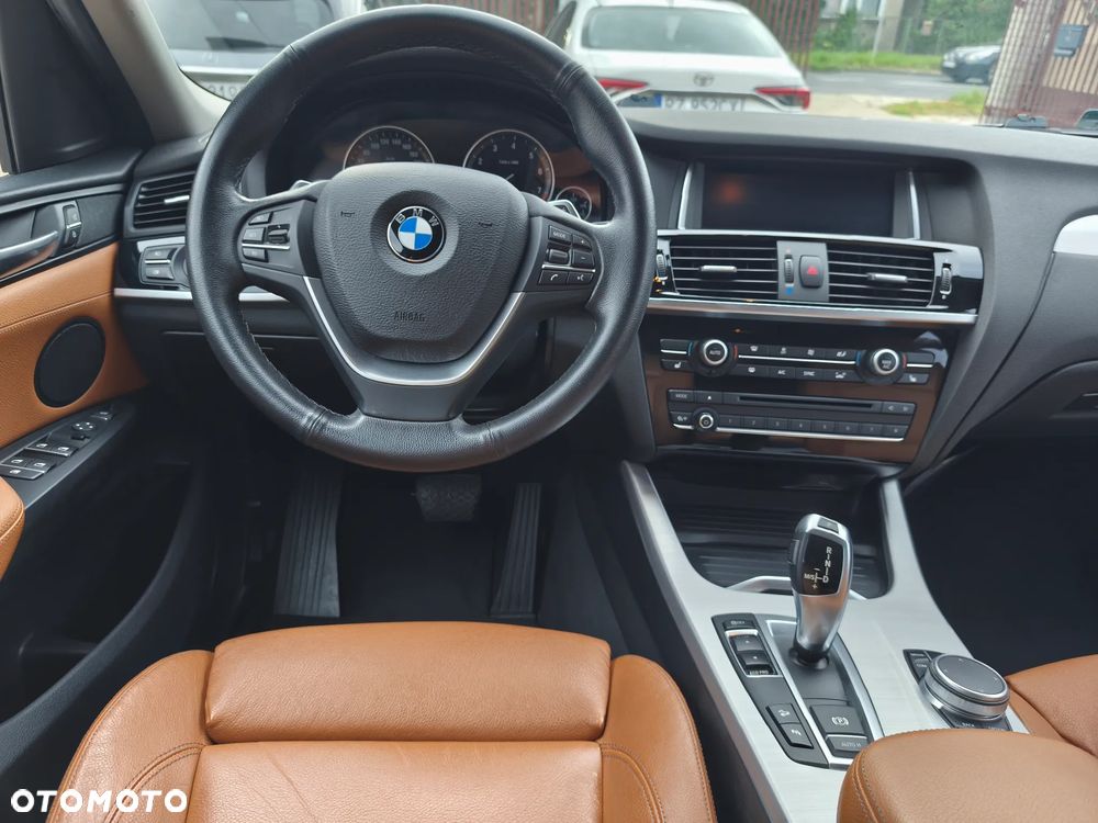 BMW X4 xDrive20i - 16