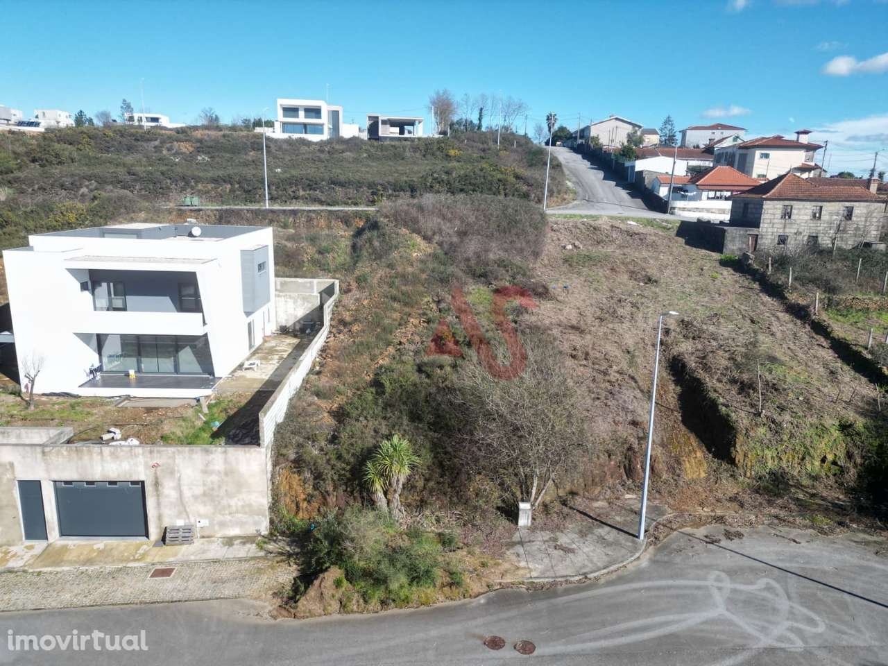 Lote Urbano de 650 m² com Excelente Localização e Vista Panorâmica em - Grande imagem: 2/5