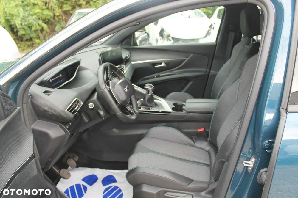 Peugeot 5008 - 9