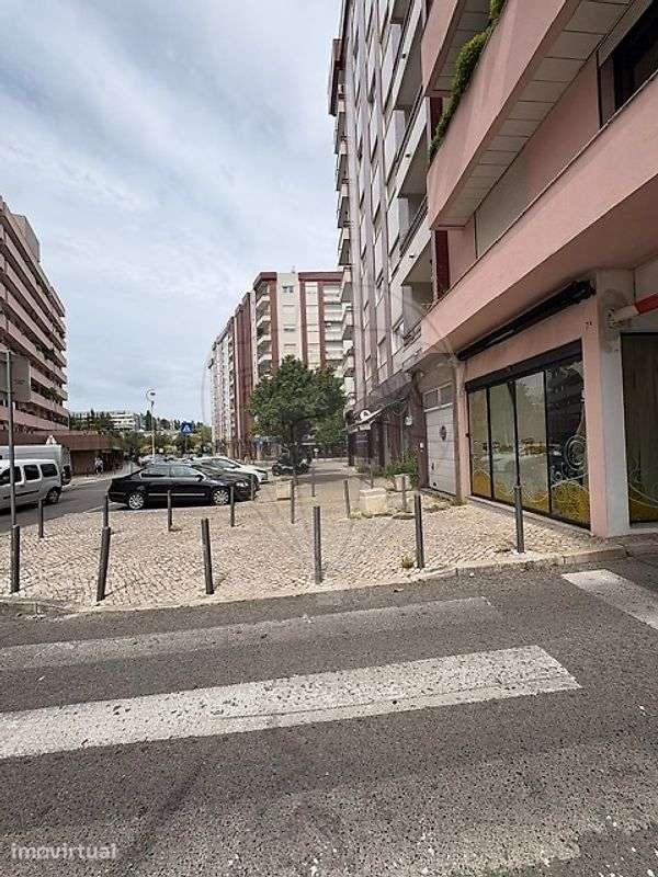 Loja  para arrendamento - Grande imagem: 2/14