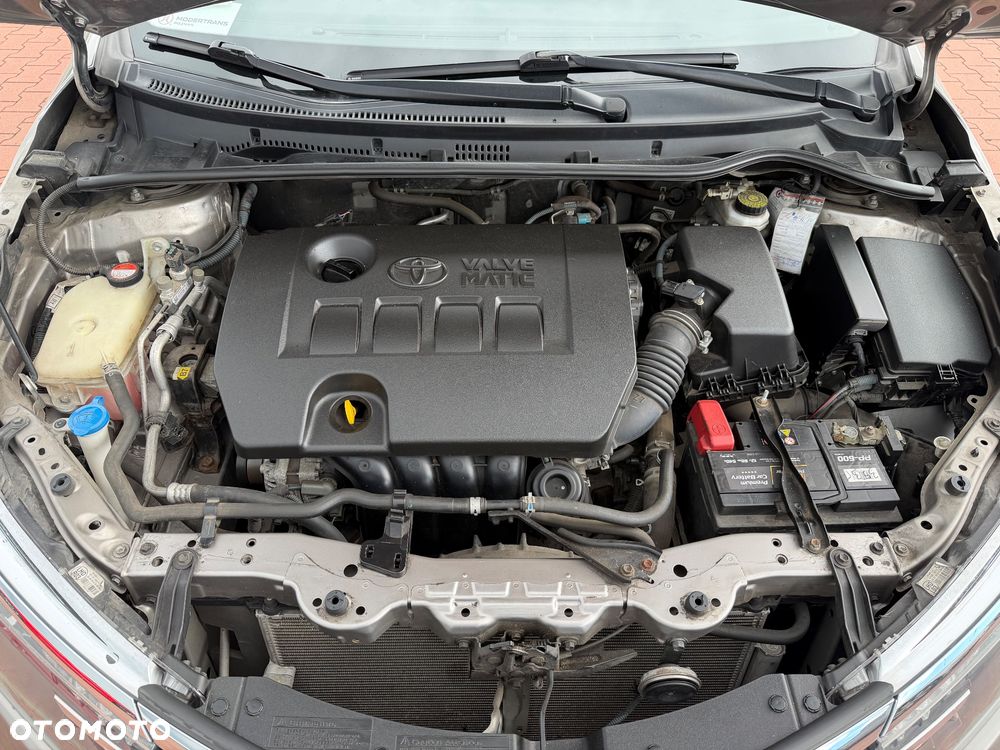 Toyota Corolla 1.6 Prestige - 9