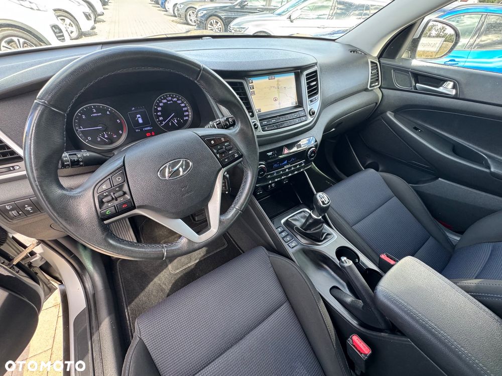 Hyundai Tucson 1.7 CRDI BlueDrive Comfort 2WD - 18
