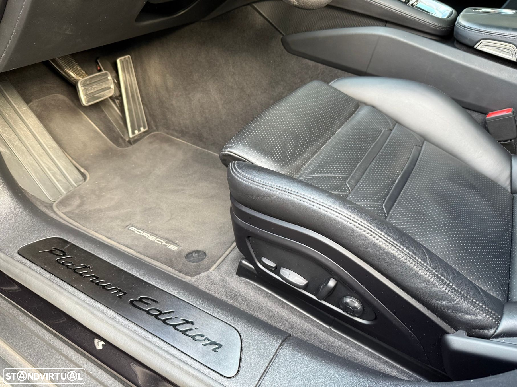 Porsche Panamera Sport Turismo 4 E-Hybrid Platinum Edition - 13