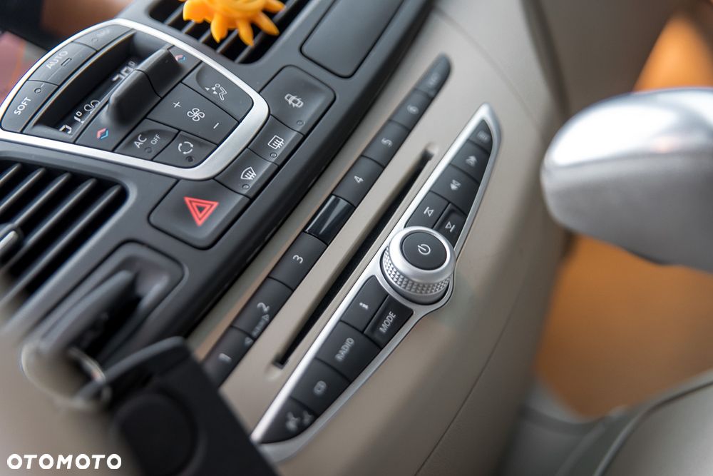 Renault Laguna 2.0 Turbo Initiale - 33