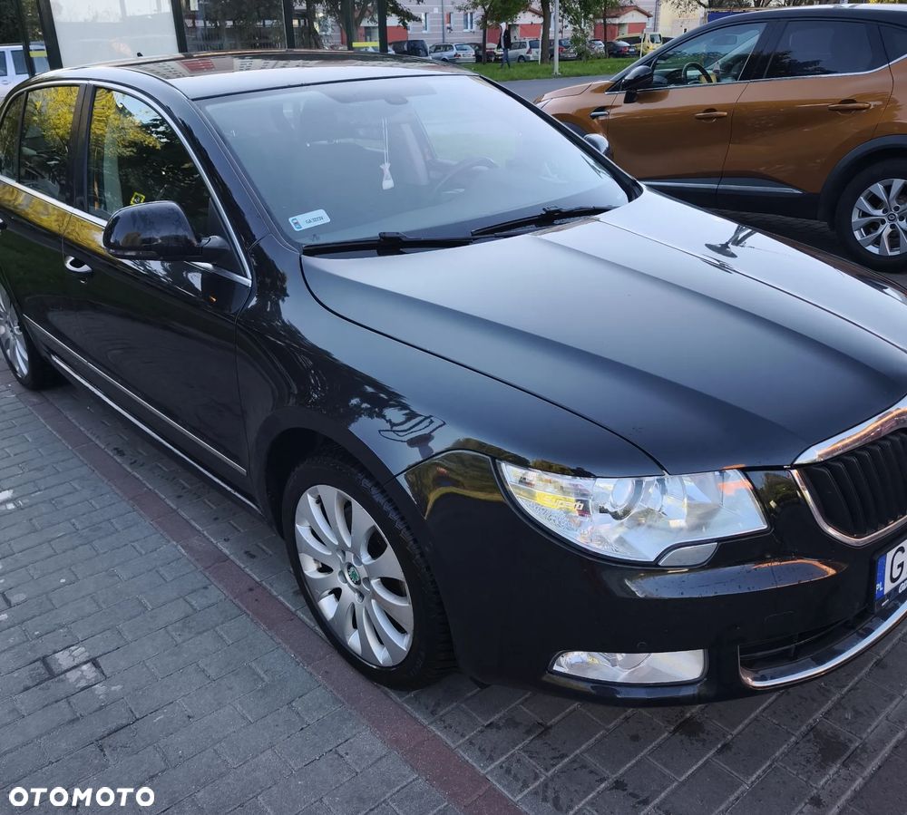 Skoda Superb 2.0 TDI Elegance DSG - 6
