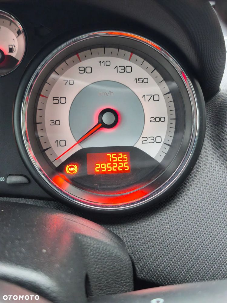 Peugeot 308 1.6 HDi Premium - 15