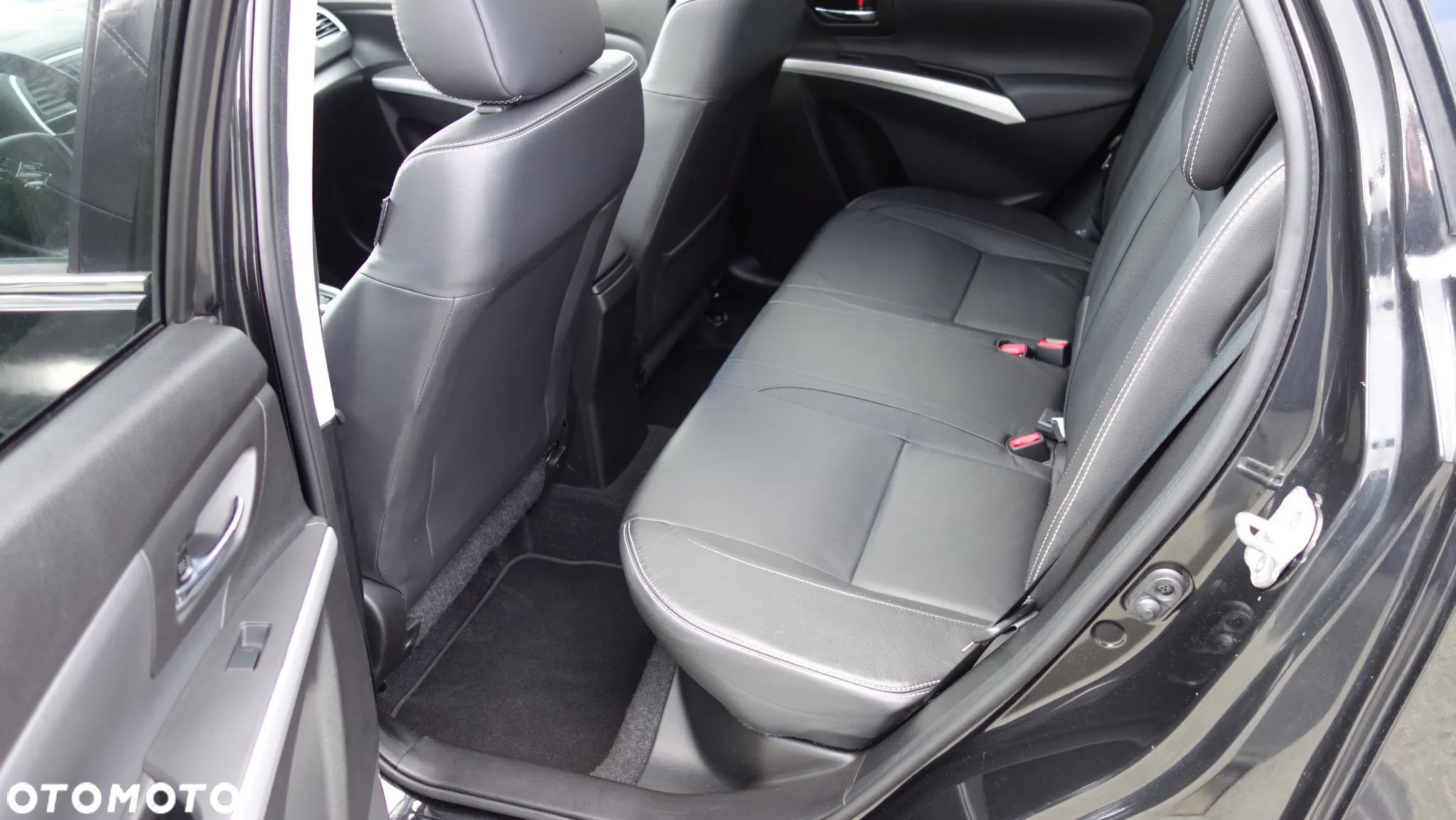 Suzuki SX4 S-Cross 1.6 DDiS Allgrip TCSS Comfort+ - 30