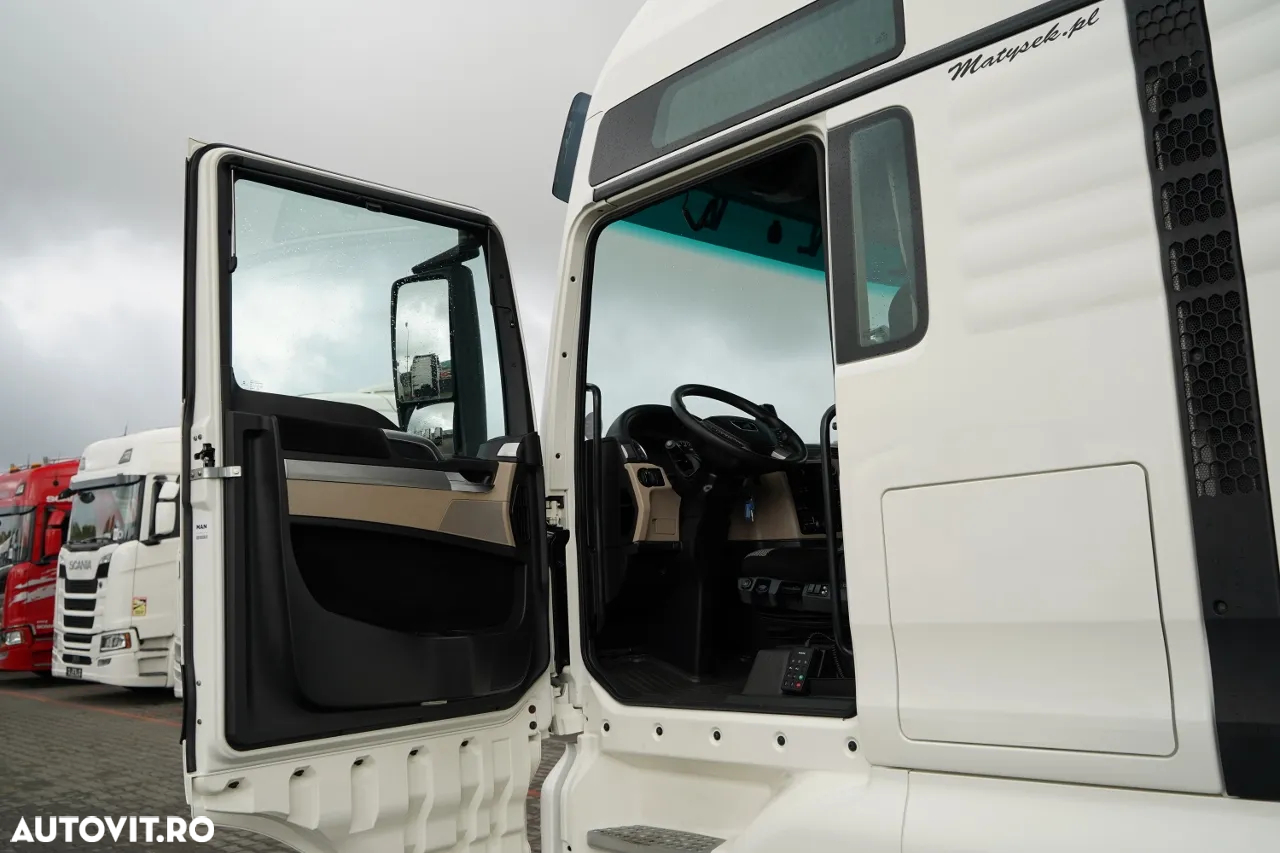 MAN TGX 18.470 / PLATĂ JOSĂ / MEGA / LOC AL CINCILEA REGLABIL / 2020 / NAVI - 22