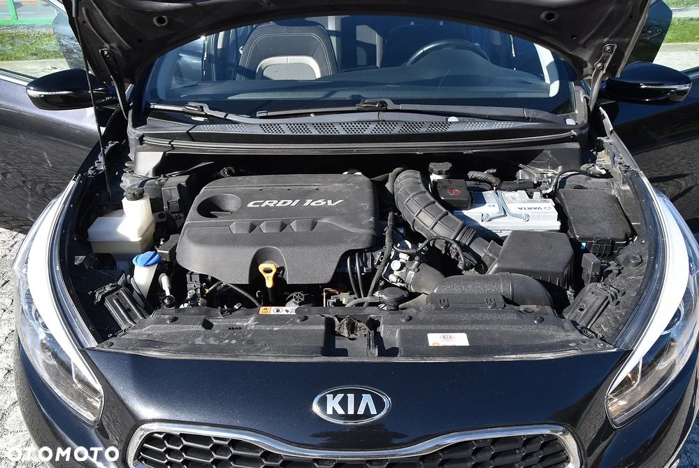 Kia Ceed - 9