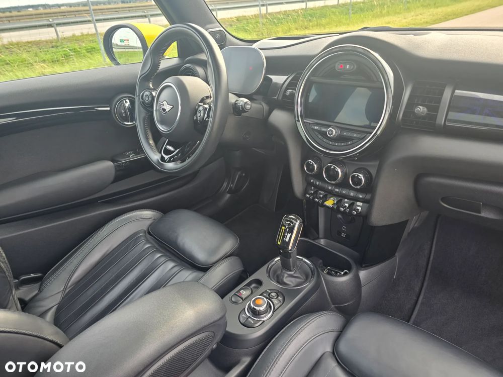 MINI Cooper SE Yours Trim - 19