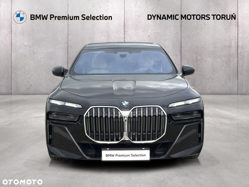 BMW Seria 7 - 12