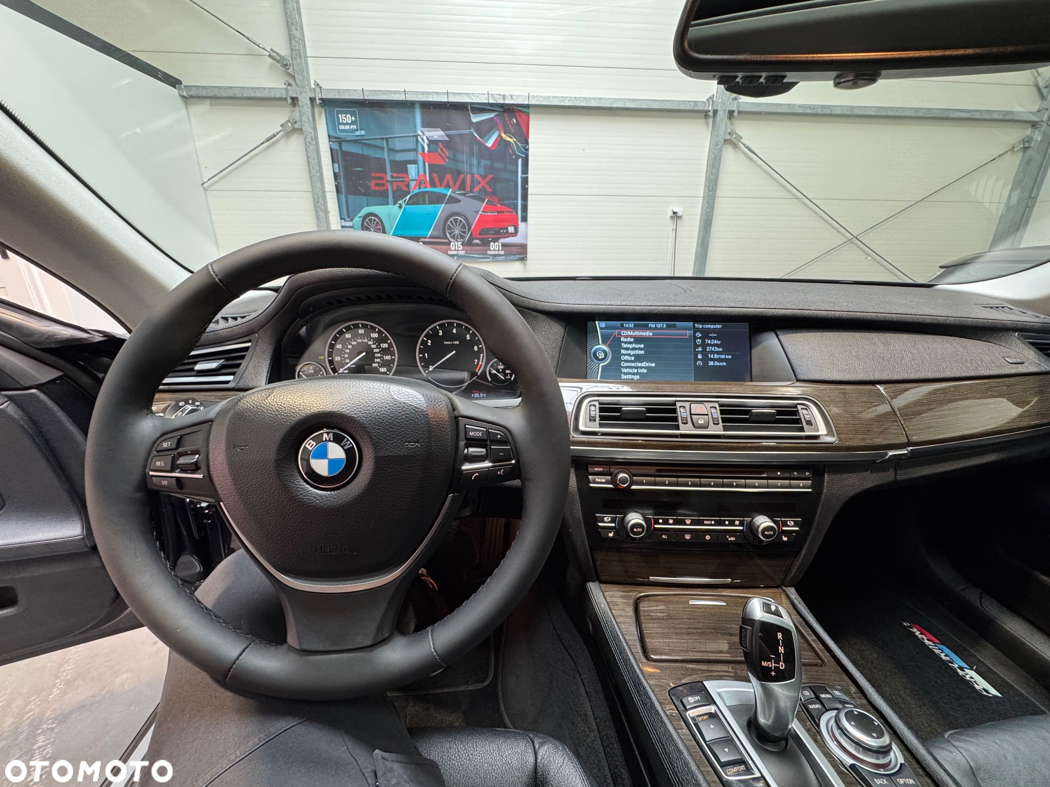 BMW Seria 7 740Li - 14
