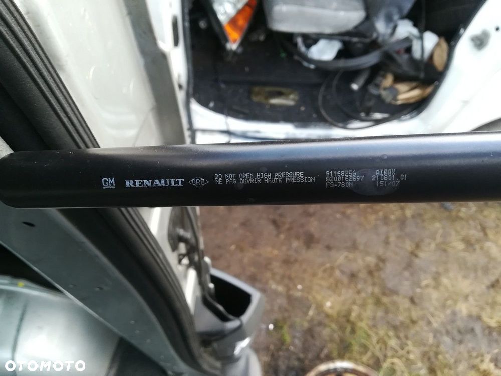 siłownik tylnej klapy trafic vivaro primastar oryg - 2