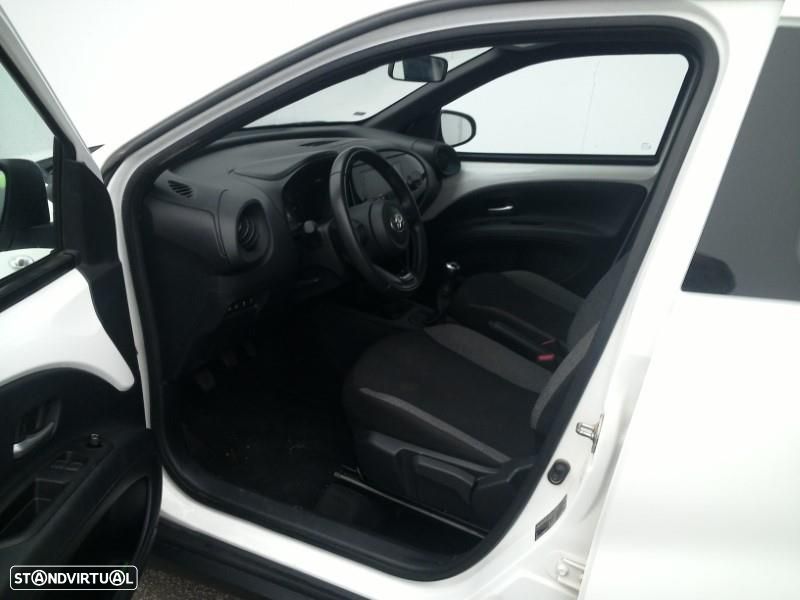 Toyota Aygo X - 23