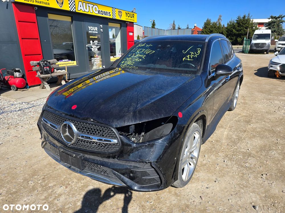 Mercedes-Benz GLC 300 4Matic 9G-TRONIC Edition Avantgarde - 2