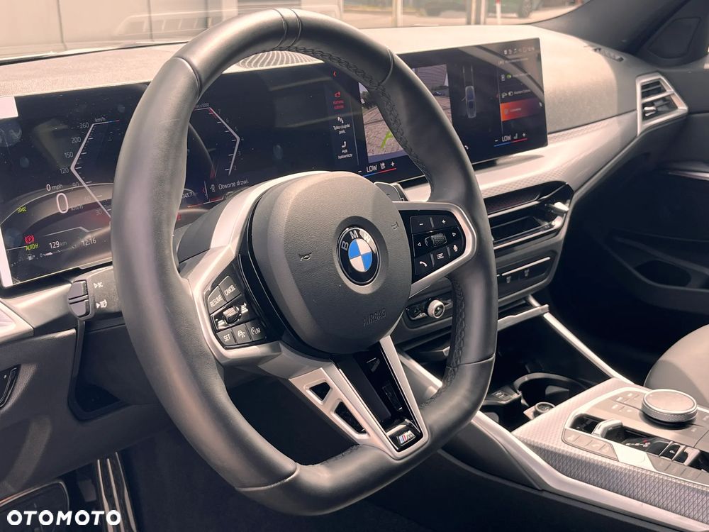 BMW Seria 3 330i xDrive M Sport sport - 23