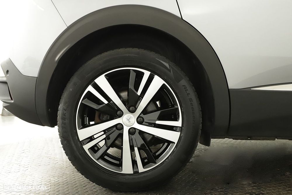 Peugeot 3008 1.2 PureTech GT EAT8 - 5