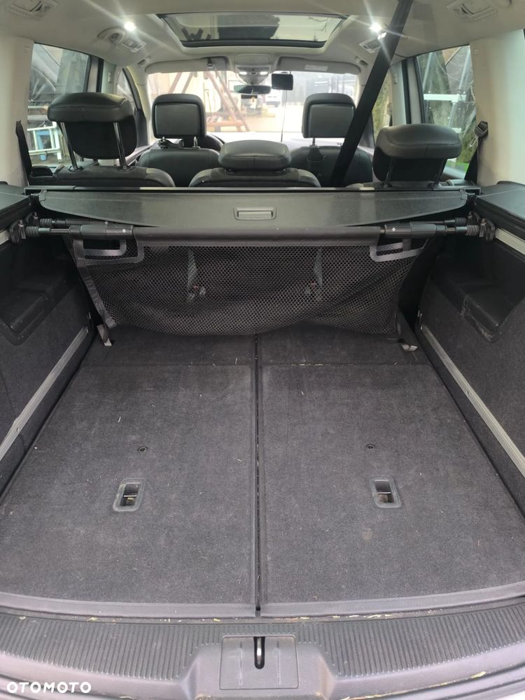 Volkswagen Sharan - 23