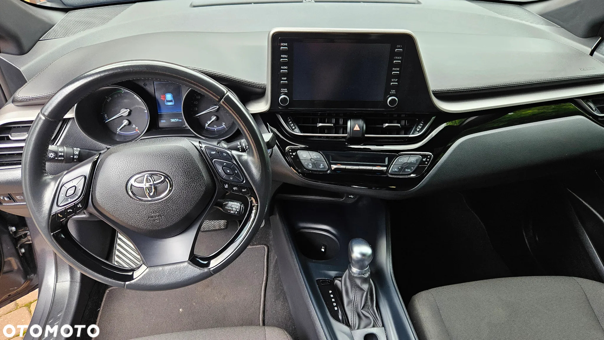 Toyota C-HR - 34