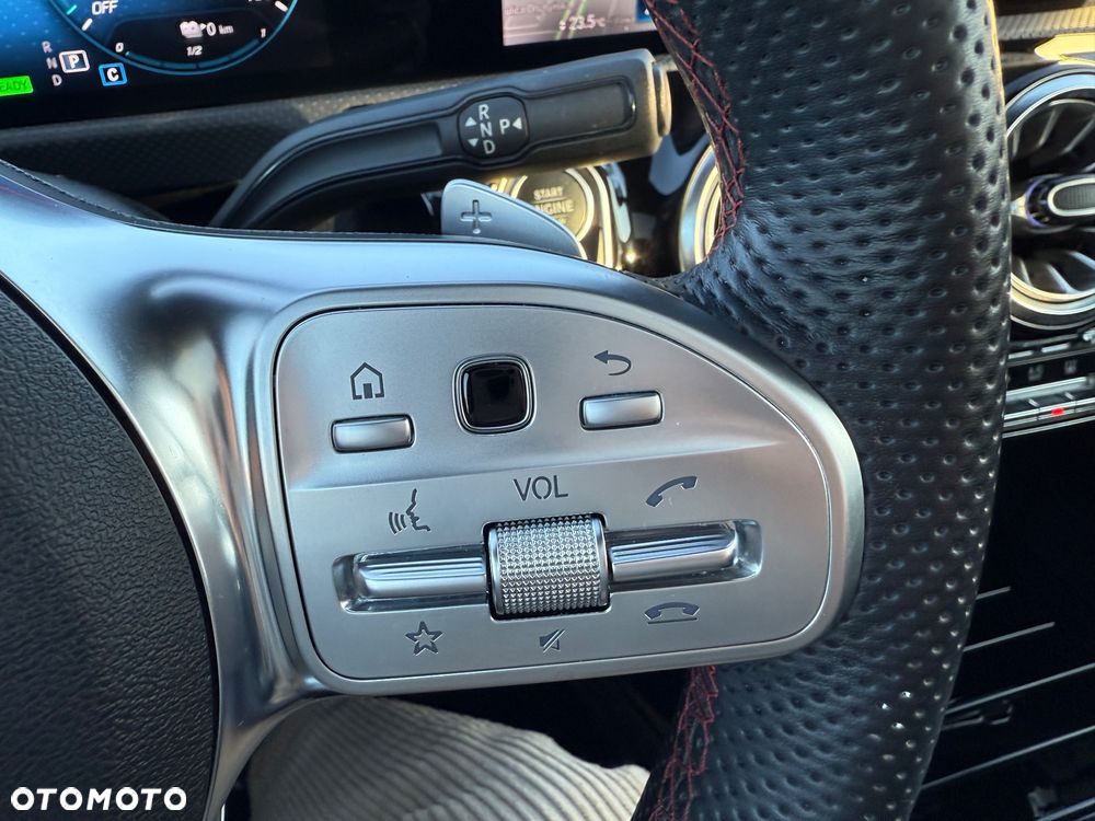 Mercedes-Benz CLA 250 e PHEV AMG Line 8G-DCT - 19