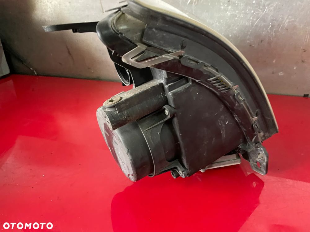 LAMPA PRAWY PRZÓD OPEL Vectra C - 7