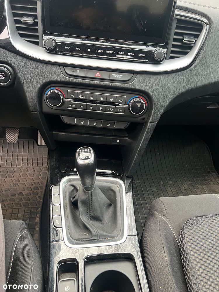 Kia Ceed 1.6 CRDi Eco-Dynamics+ (48V Mild-Hybrid) Spirit - 7