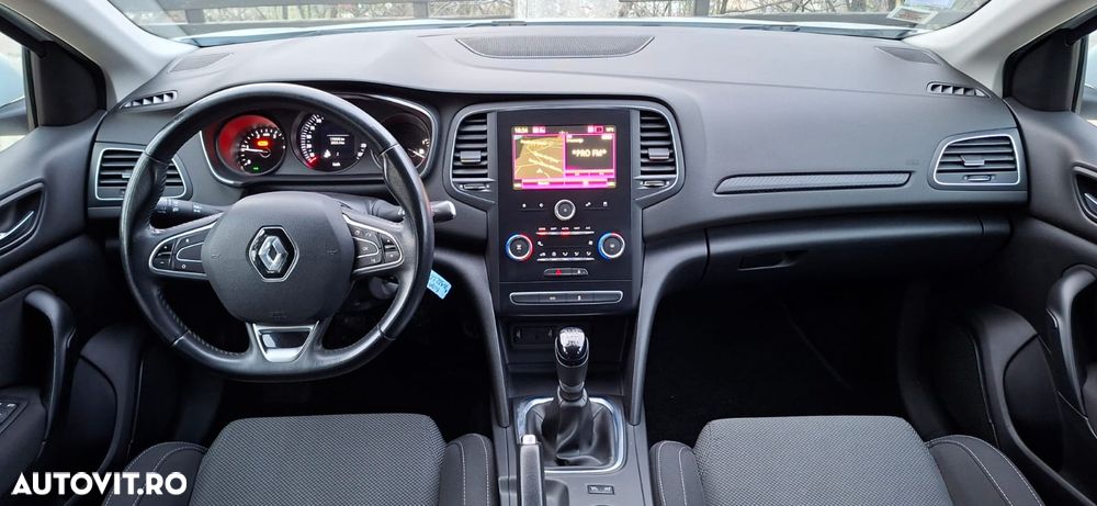 Renault Megane Blue dCi 116 Life - 17