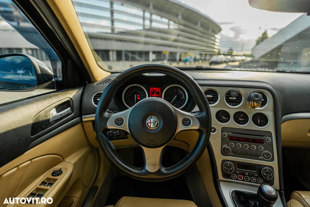 Alfa Romeo 159 2.0 Multijet 16v Distinctive - 13